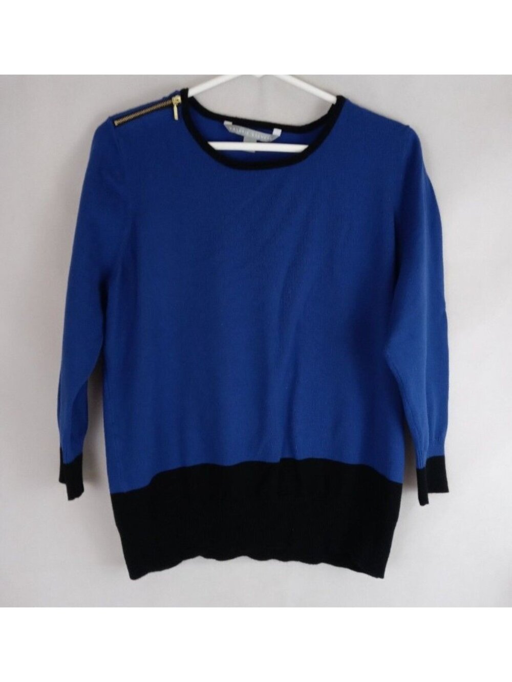 Valarie Stevens Women's Blue With Black Trim & Zipper Accent Shoulders Shirt XL